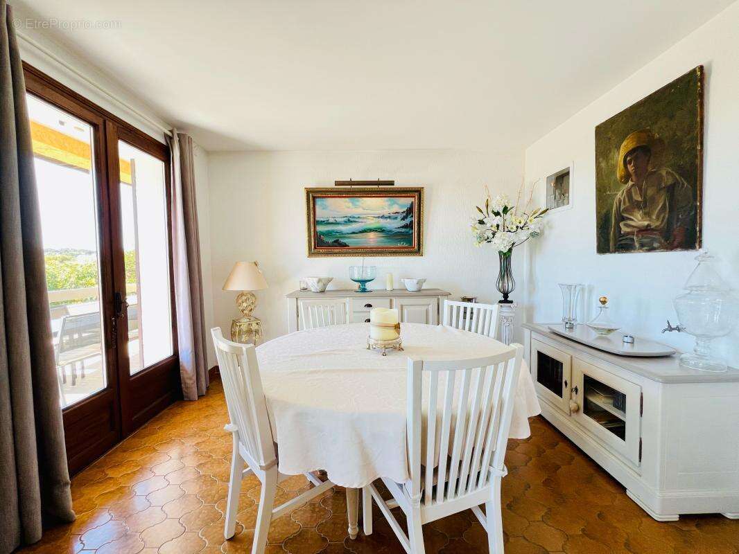 Maison à SIX-FOURS-LES-PLAGES