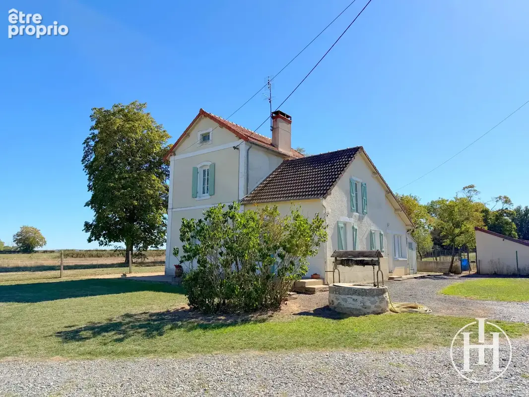 Photo Maison à Bessais-Le-Fromental au prix de 118 000€