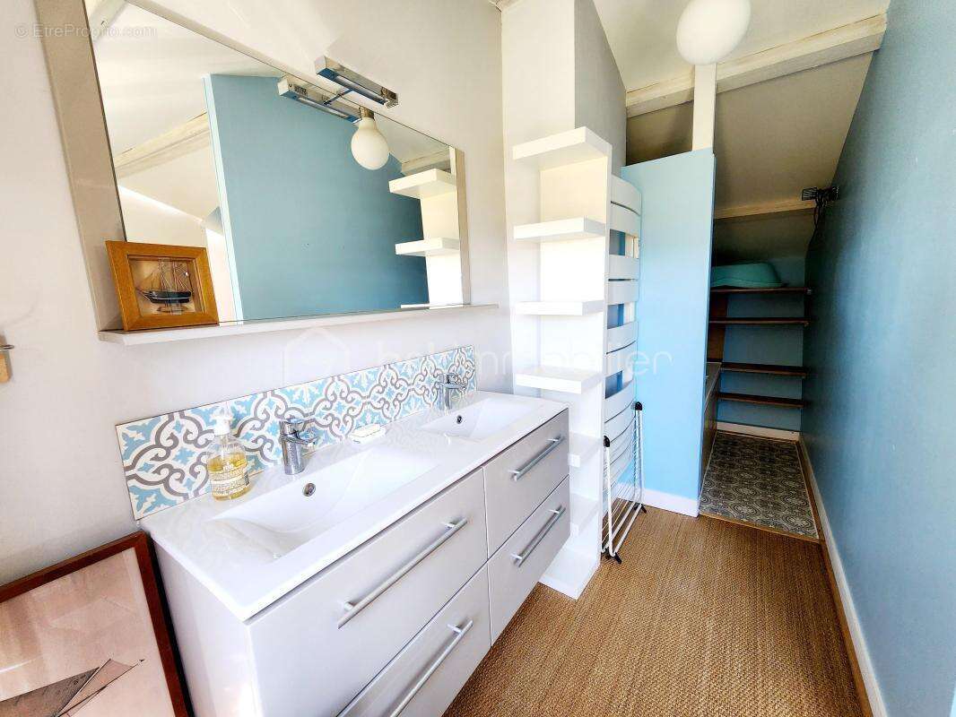 Appartement à CADENET