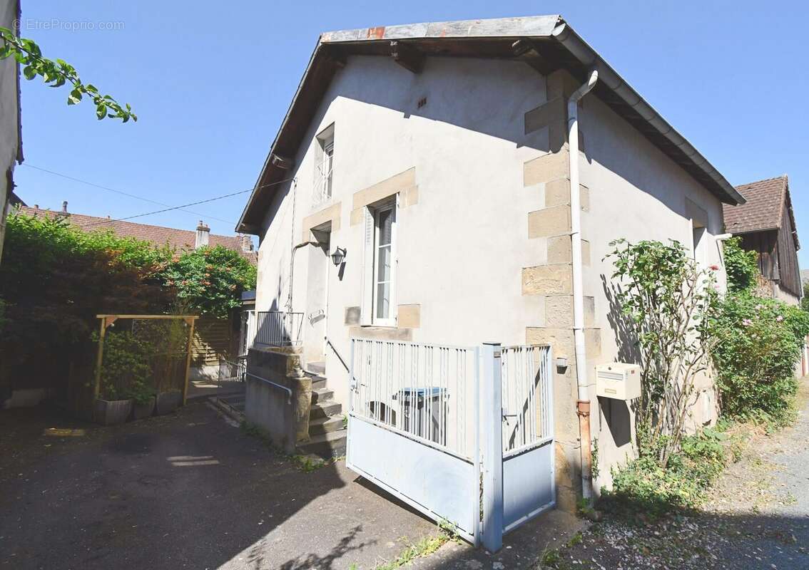 Maison à AUTUN