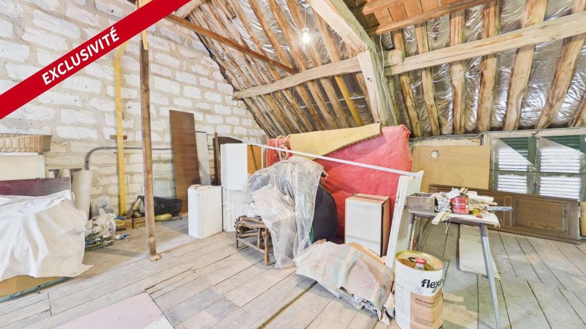 Maison à RIGNY-LE-FERRON