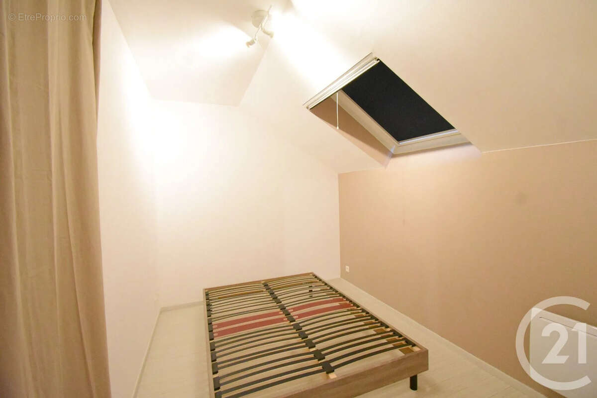 Maison 103 m² à Vendat  - photo 8