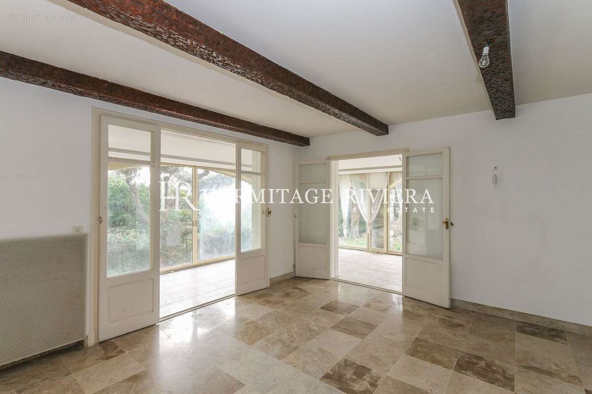 Maison à ROQUEBRUNE-CAP-MARTIN