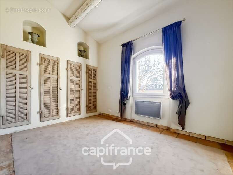 Maison à MALLEMORT