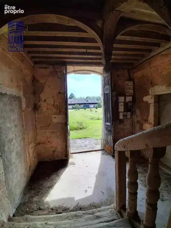 Chateau a renover - photo 9