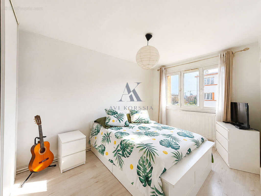 Villeurbanne — T3 60 m2  Balcon  Cave  Reconfiguré T3 - photo 4