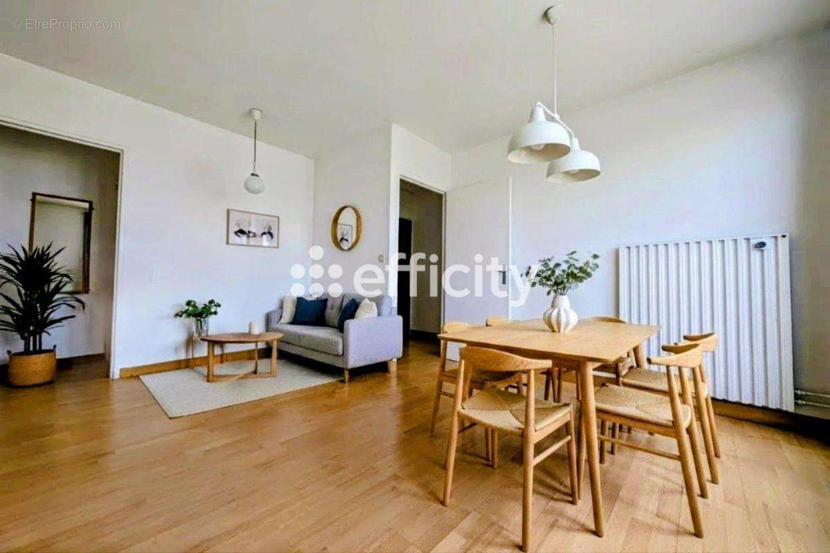 Appartement à EPINAY-SUR-SEINE