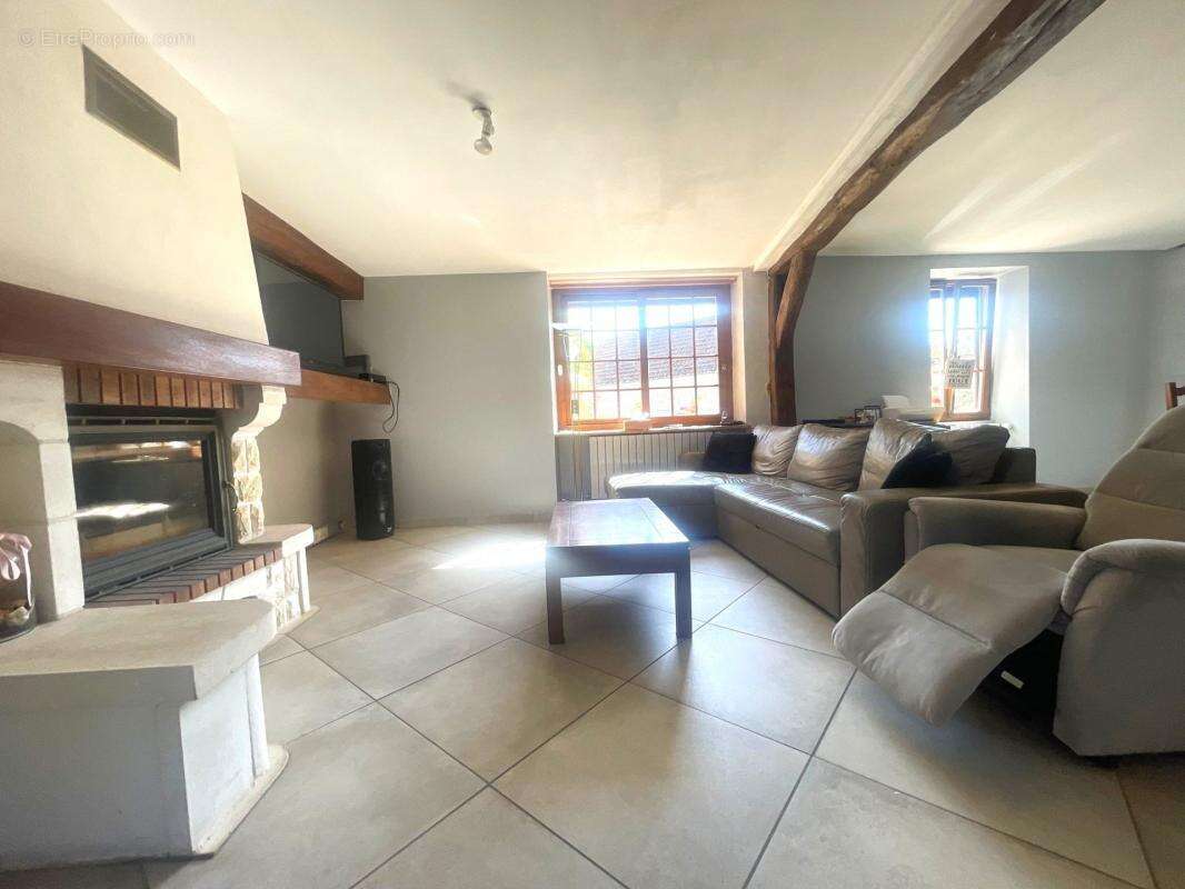 Maison à ETAMPES
