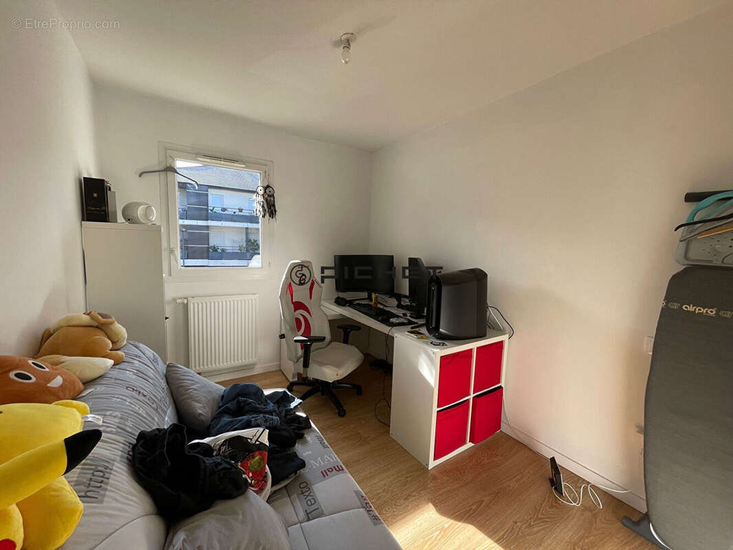 Appartement à LONS