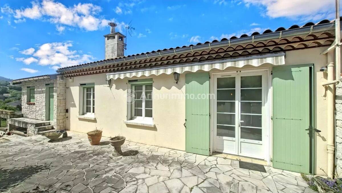 Maison à AIGUEFONDE