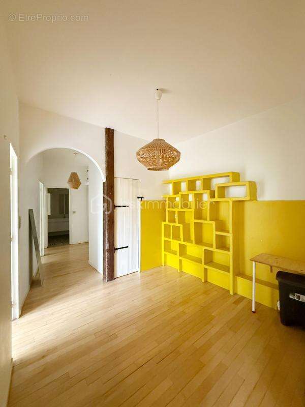 Toulouse – Boulevard de la Gare – Appartement T4 de caractère de 97 m² avec boxe - photo 6