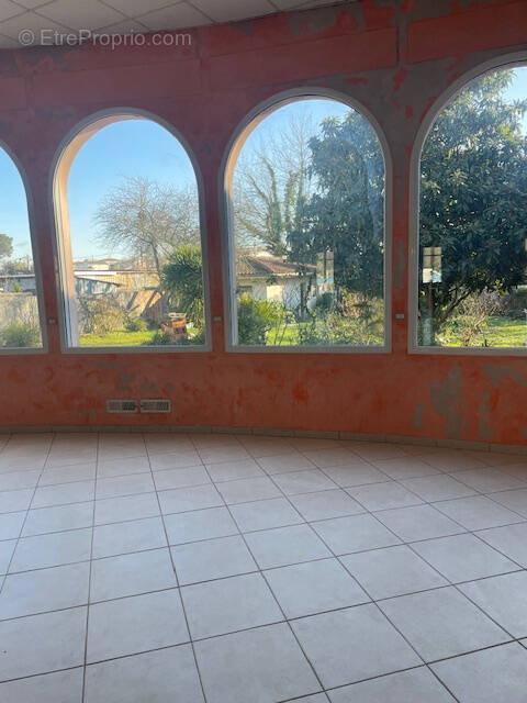 Maison à VILLENAVE-D&#039;ORNON