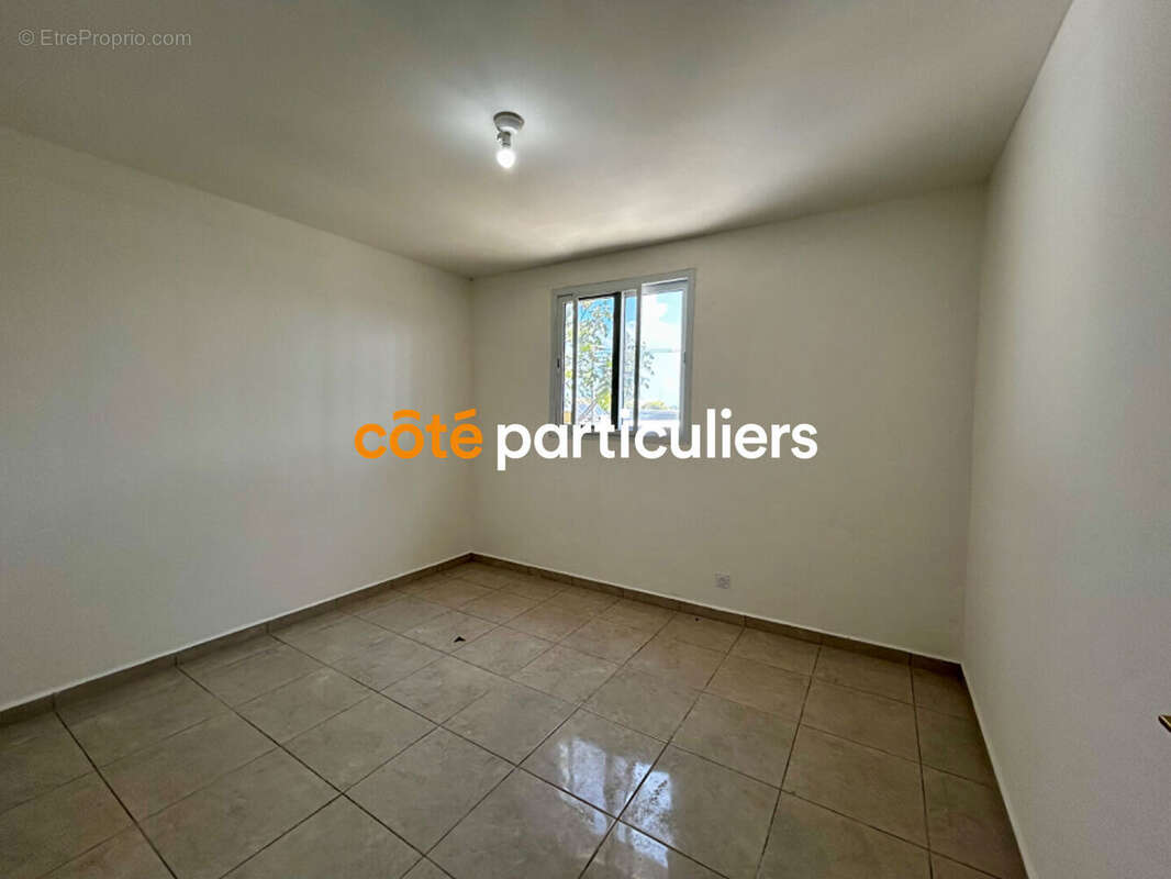 Maison à SAINTE-ROSE