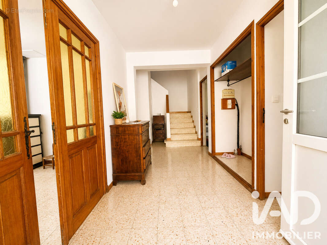 Maison 167 m² à Sainte-Marie  - photo 3