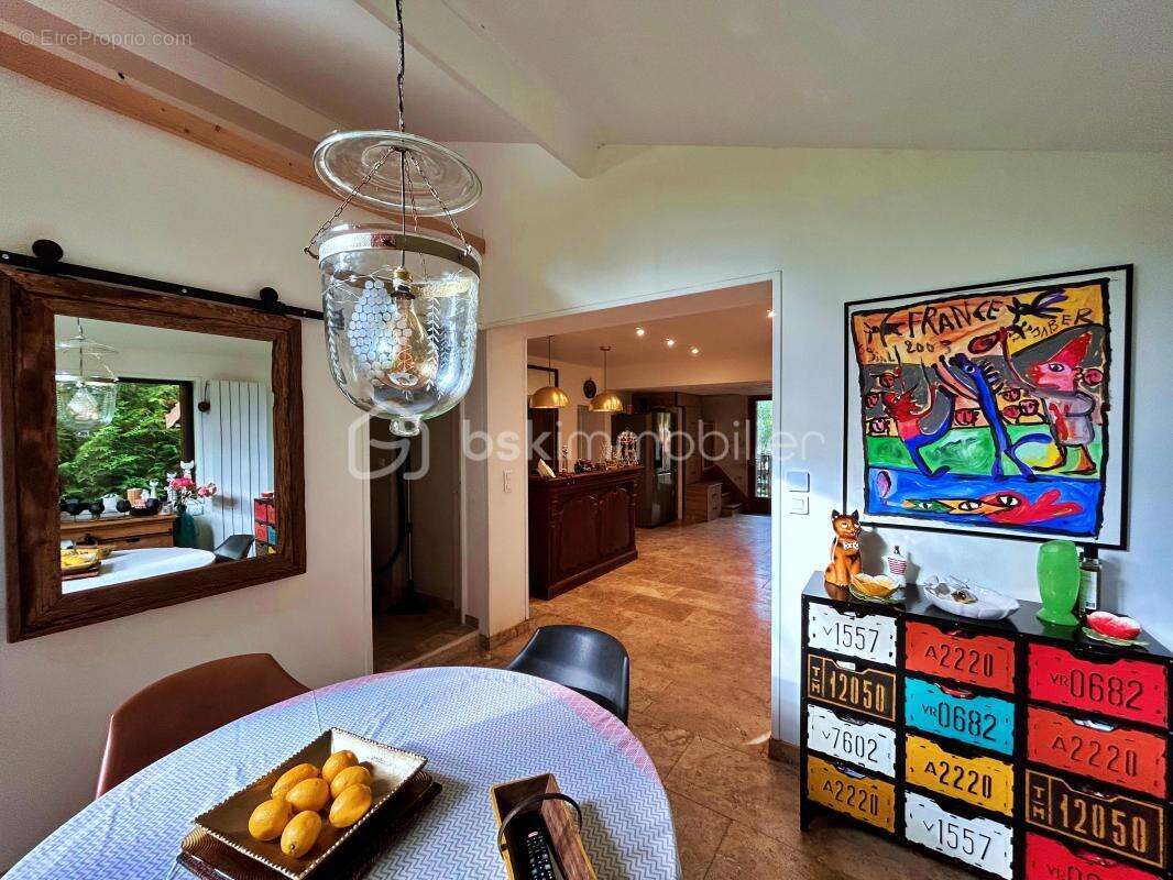 Maison à SAINT-LEGER-EN-YVELINES