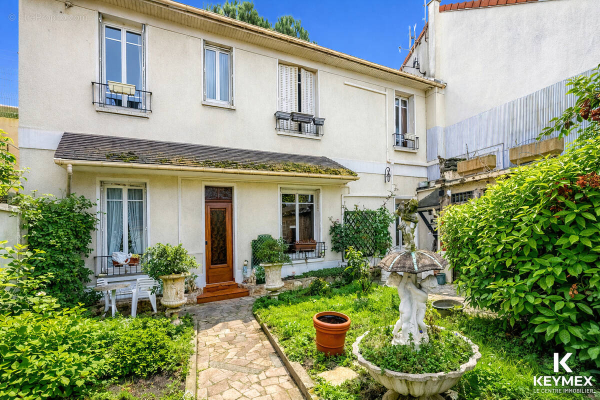 Maison à SAINT-GRATIEN