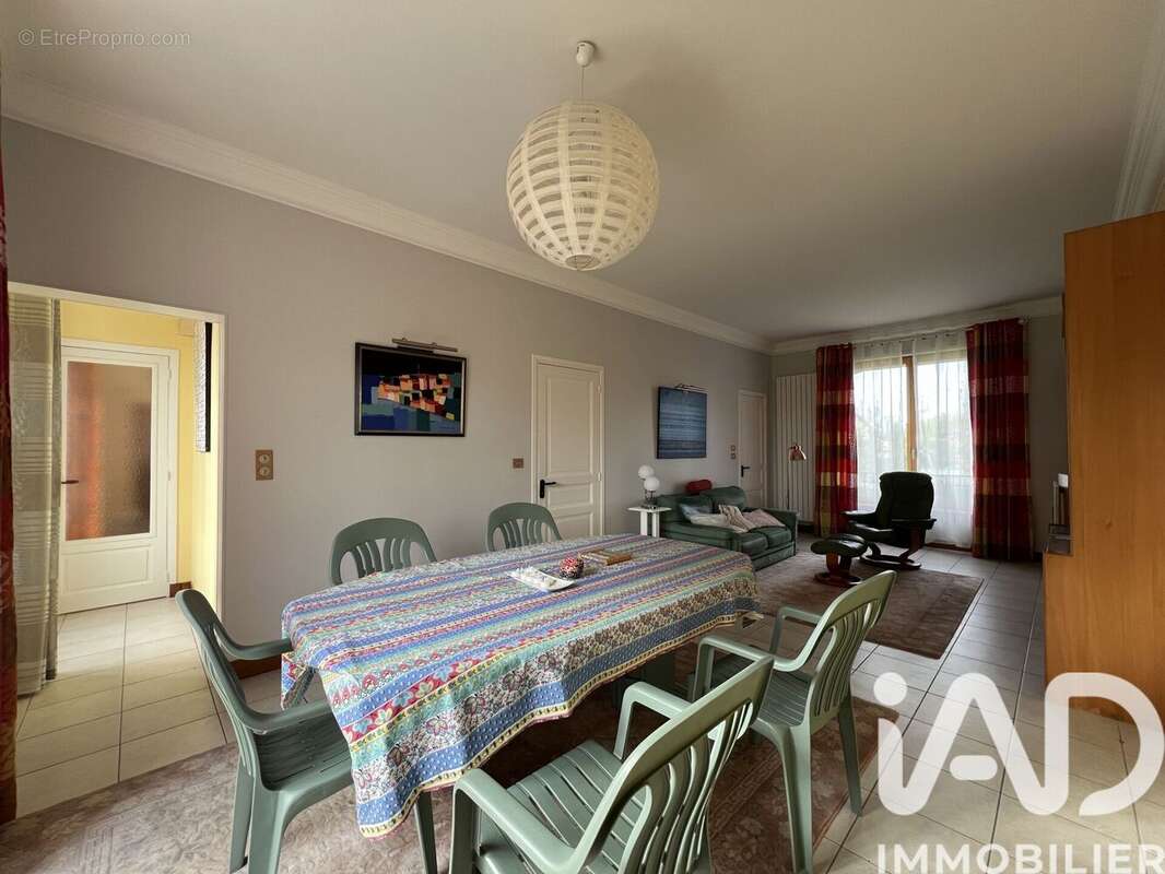 Photo 8 - Maison à RONCEY