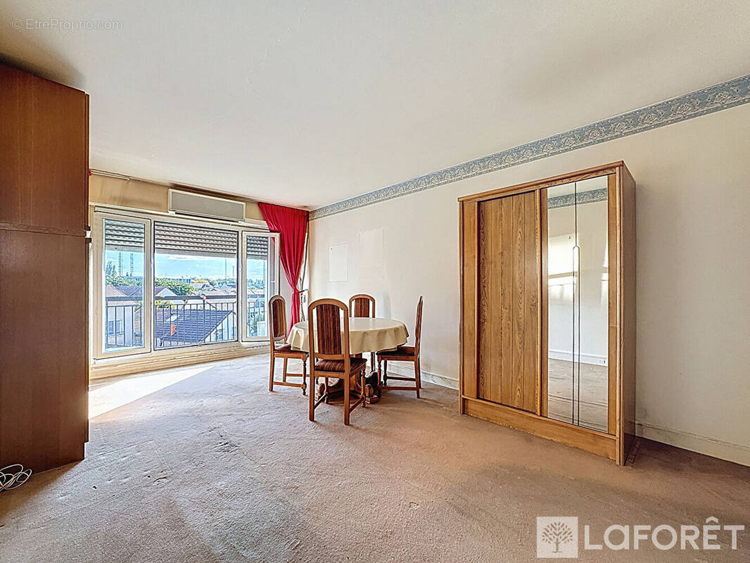 Appartement à VILLEJUIF