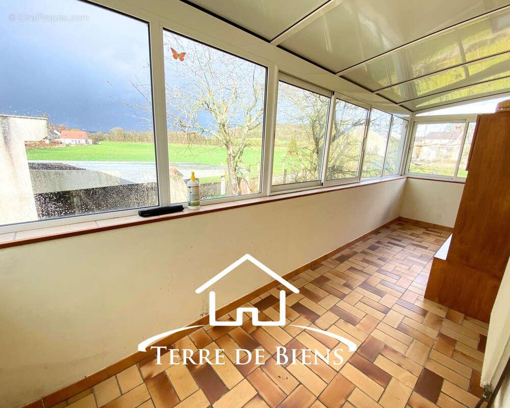 Maison à VIC-SUR-AISNE