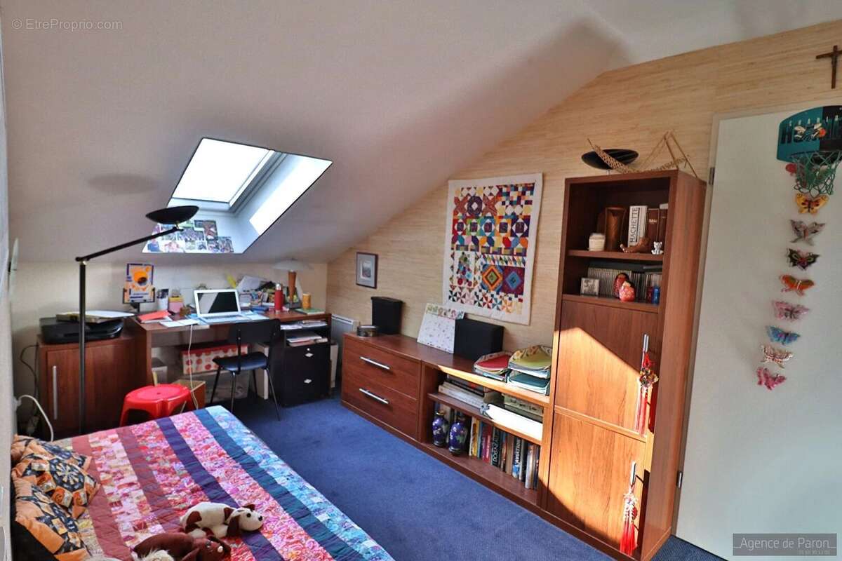 Appartement à VERRIERES-LE-BUISSON