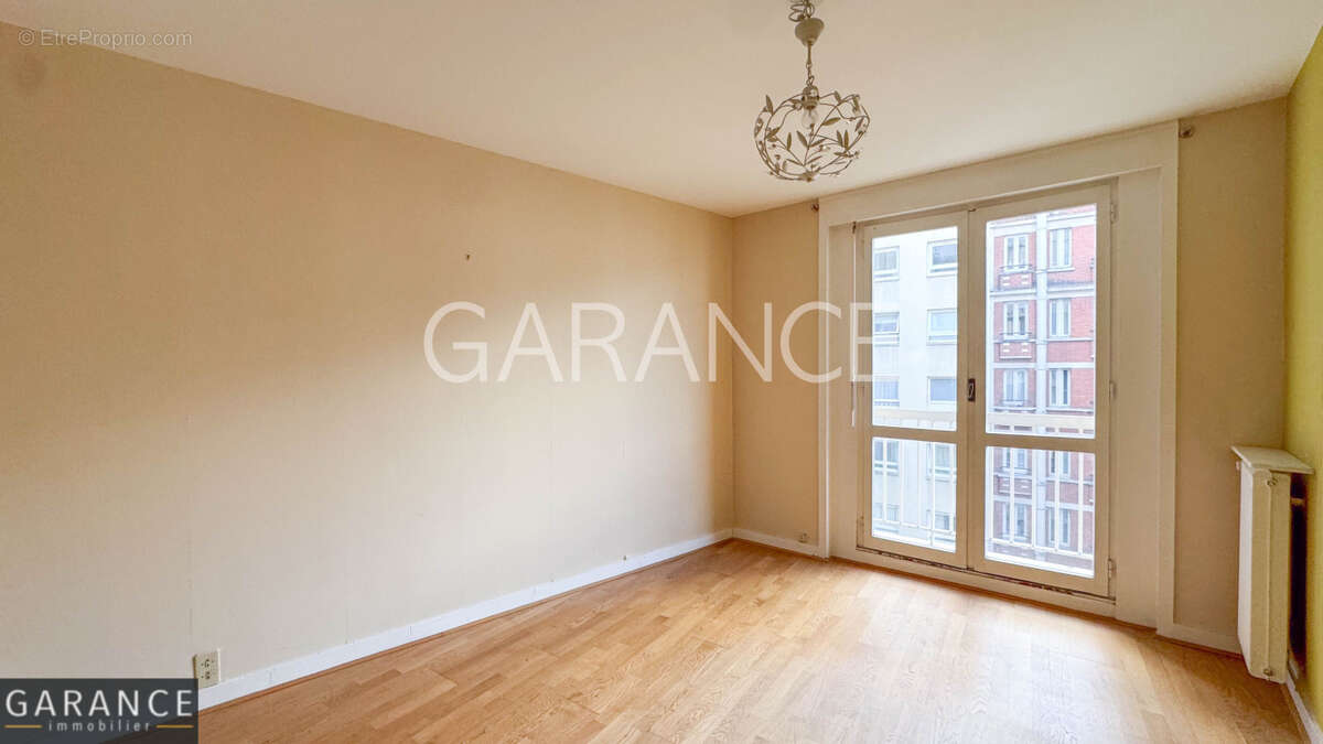 Appartement à PARIS-13E