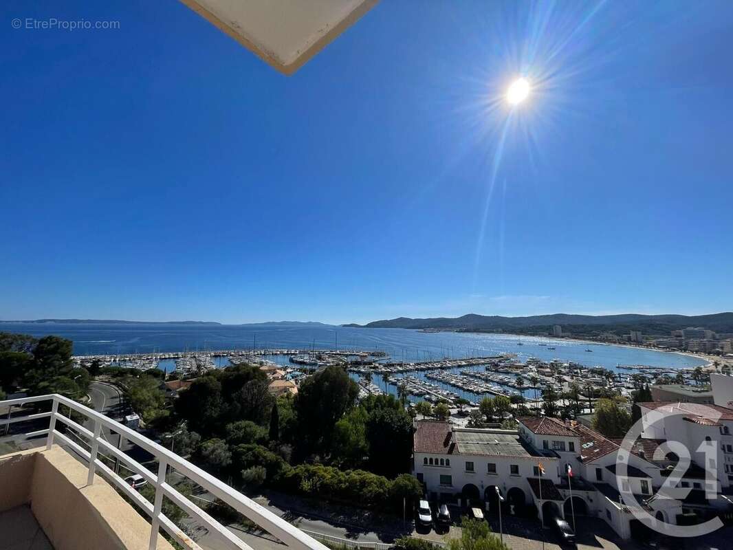Appartement à LE LAVANDOU