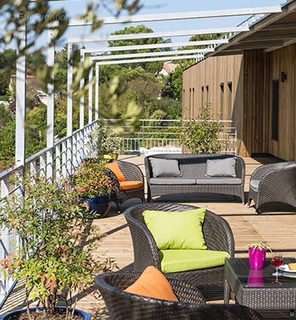 Appartement à FARGUES-SAINT-HILAIRE