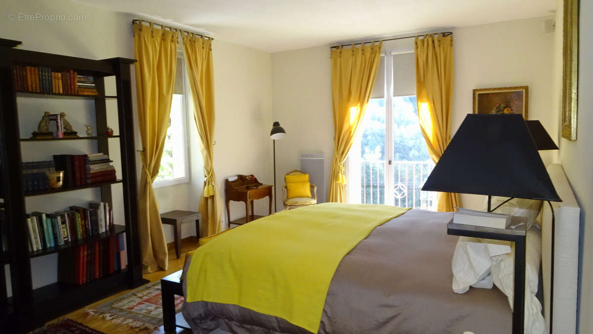 Maison à SAINTE-LUCIE-DE-TALLANO