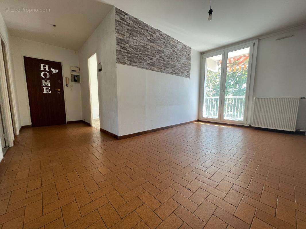Vénissieux T5 à Vendre avec ORPI - photo 6