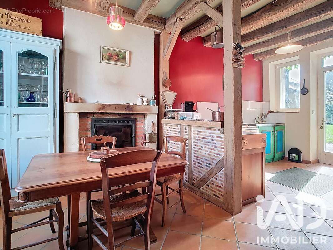 Maison 180 m² à Ambillou  - photo 9