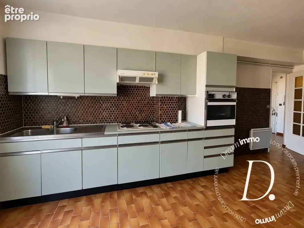 Appartement 2 pièces 71 m² à vendre à Marseille-6e (13006) - photo 6