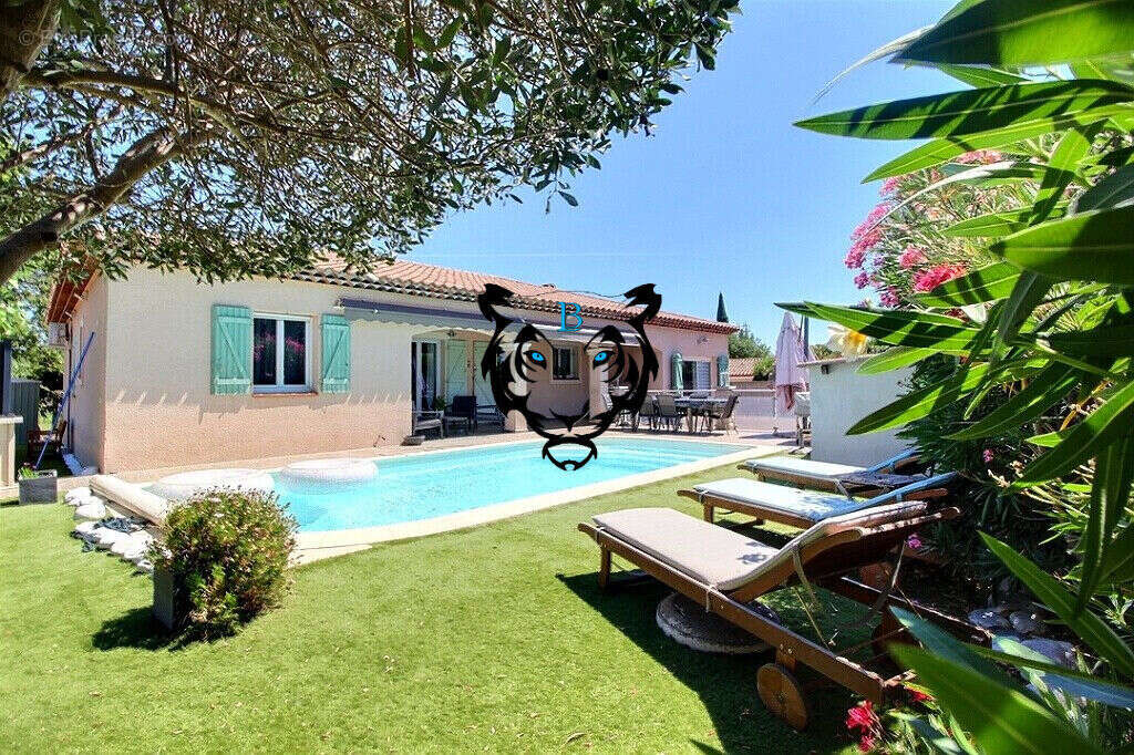 Maison à LE MUY