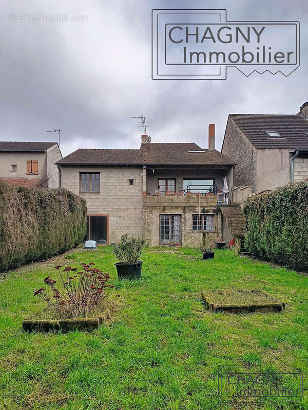 Maison à CORPEAU