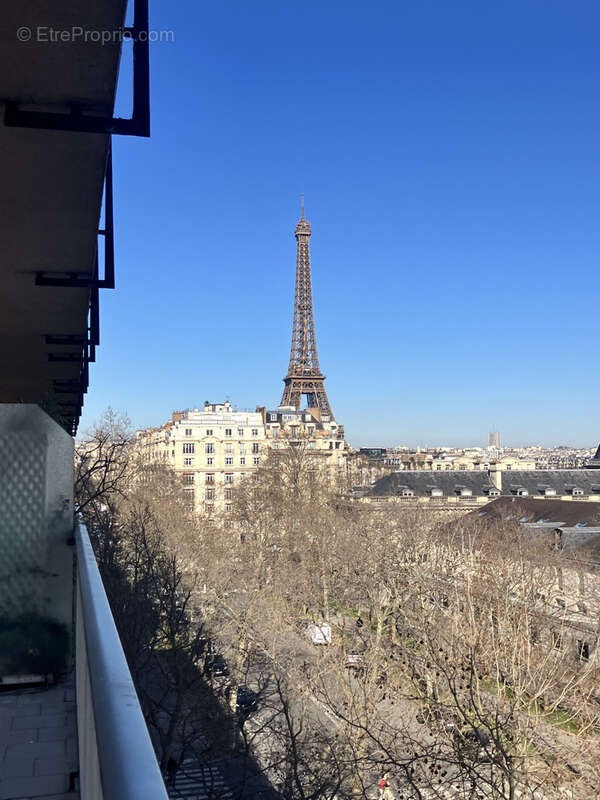 Appartement à PARIS-15E