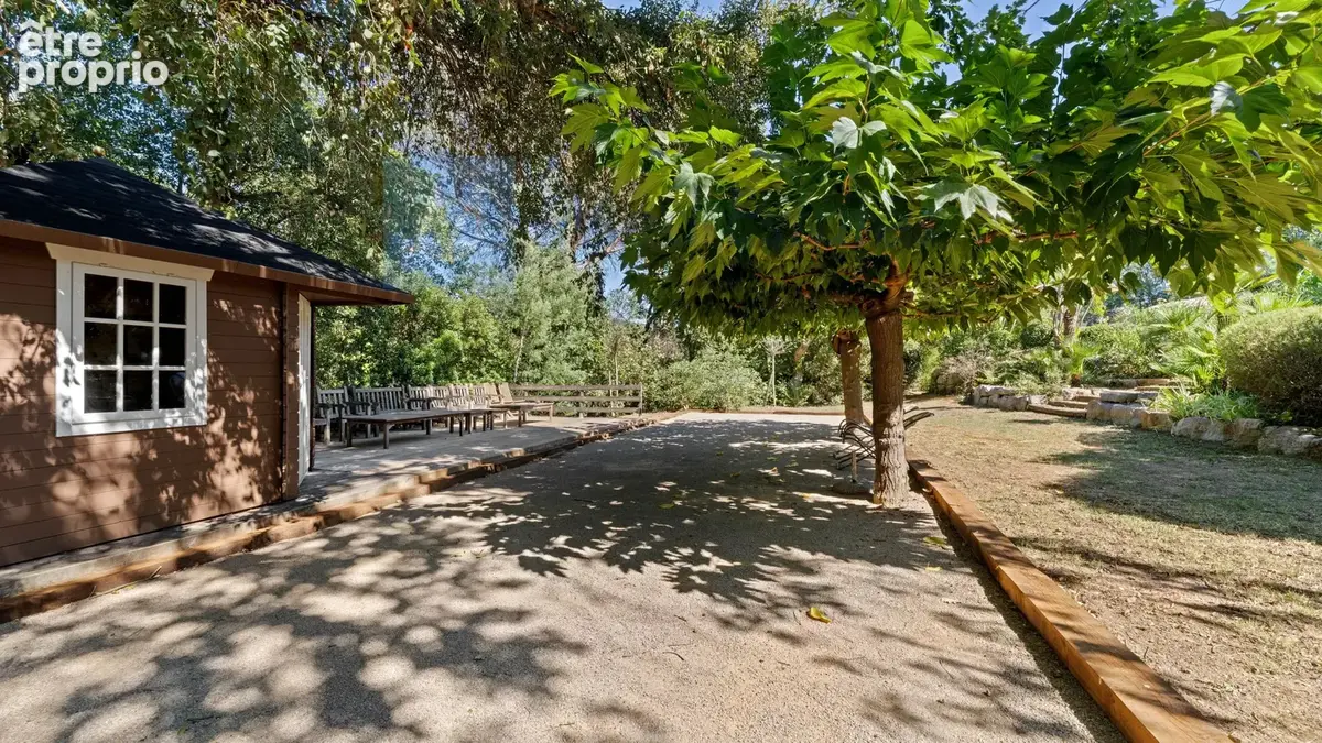 Gassin - Élégante villa de caractère avec piscine - 5 chambres -  au cœur d'un parc paysager d'exception - photo 17