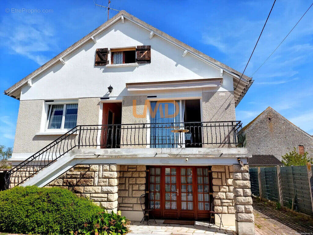 Maison à DONNEMARIE-DONTILLY