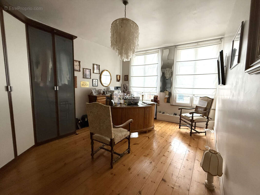 Maison 207 m² à Lille  - photo 8