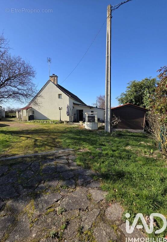 Photo 1 - Maison à LE DONJON