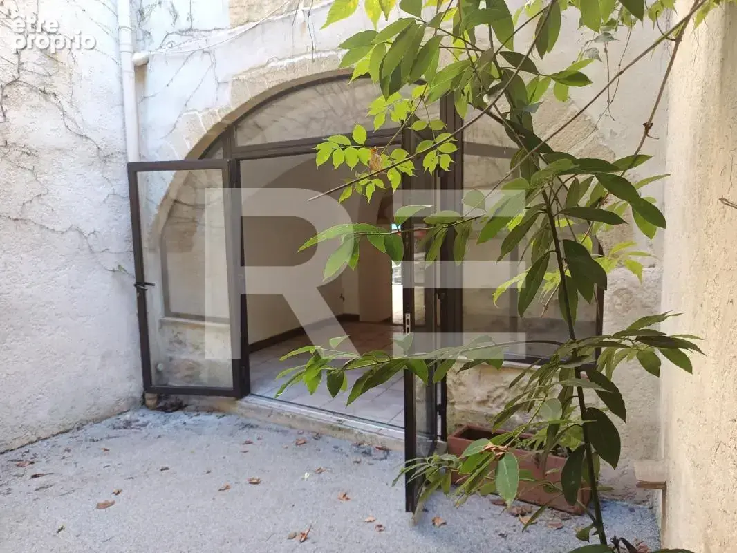 Ensemble immobilier situé dans le très beau village d'Aubais - photo 3