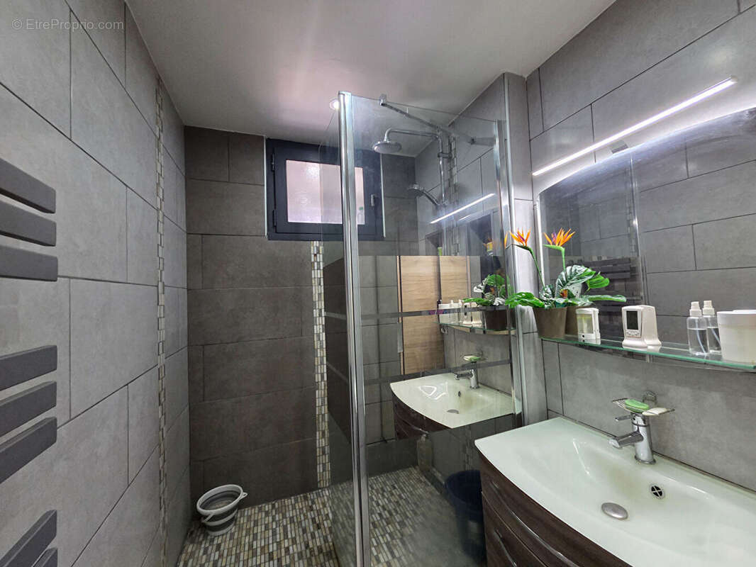 Appartement à LE PONTET