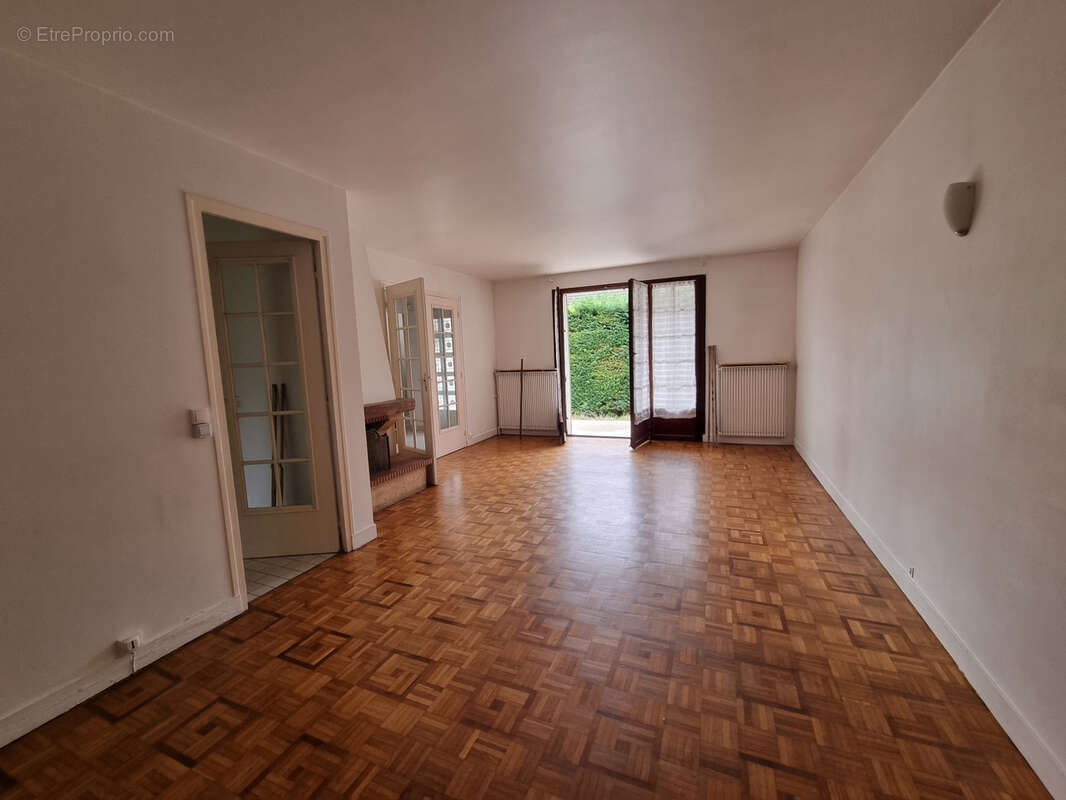 Maisons-alfort les juilliottes, maison avec jardin - photo 2