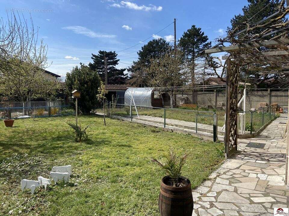 Maison 140 m² à Riorges  - photo 3