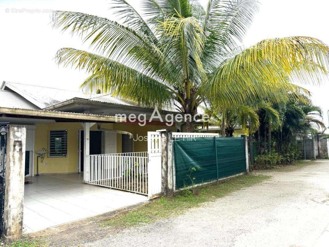 Maison à REMIRE-MONTJOLY