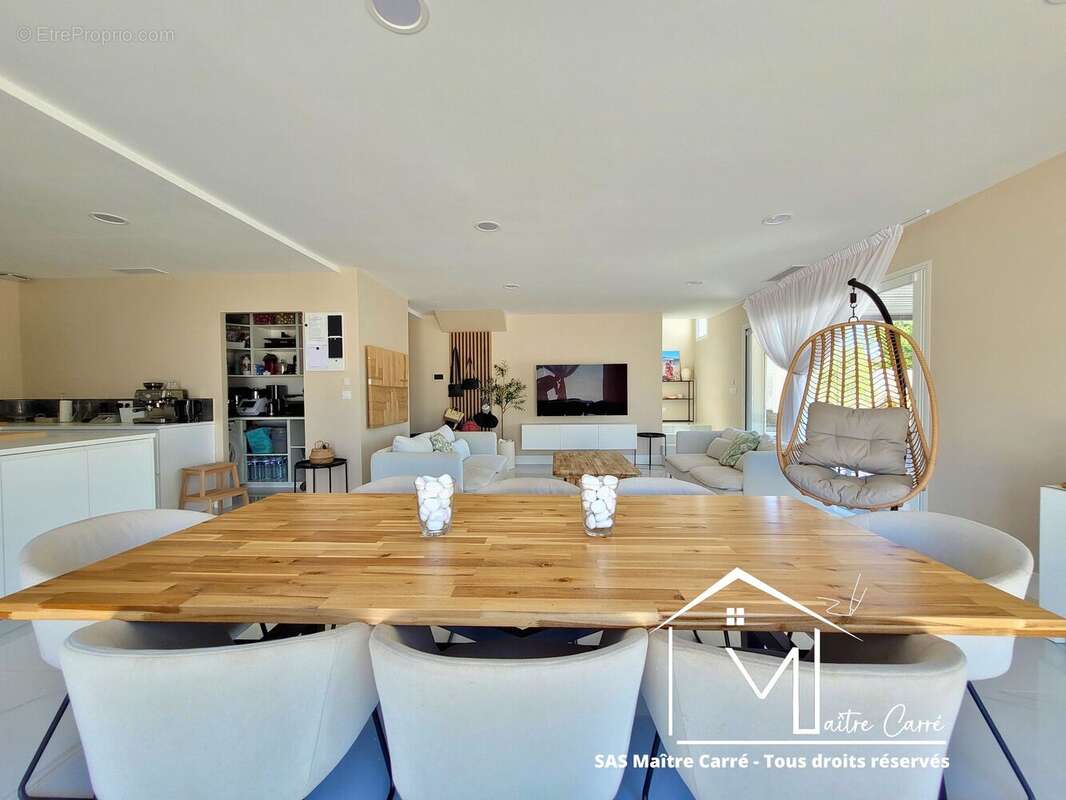 Photo 2 - Maison à LA CRAU