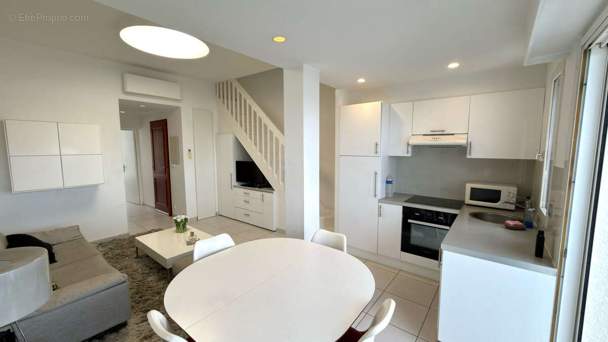 Appartement à SAINT-CYPRIEN