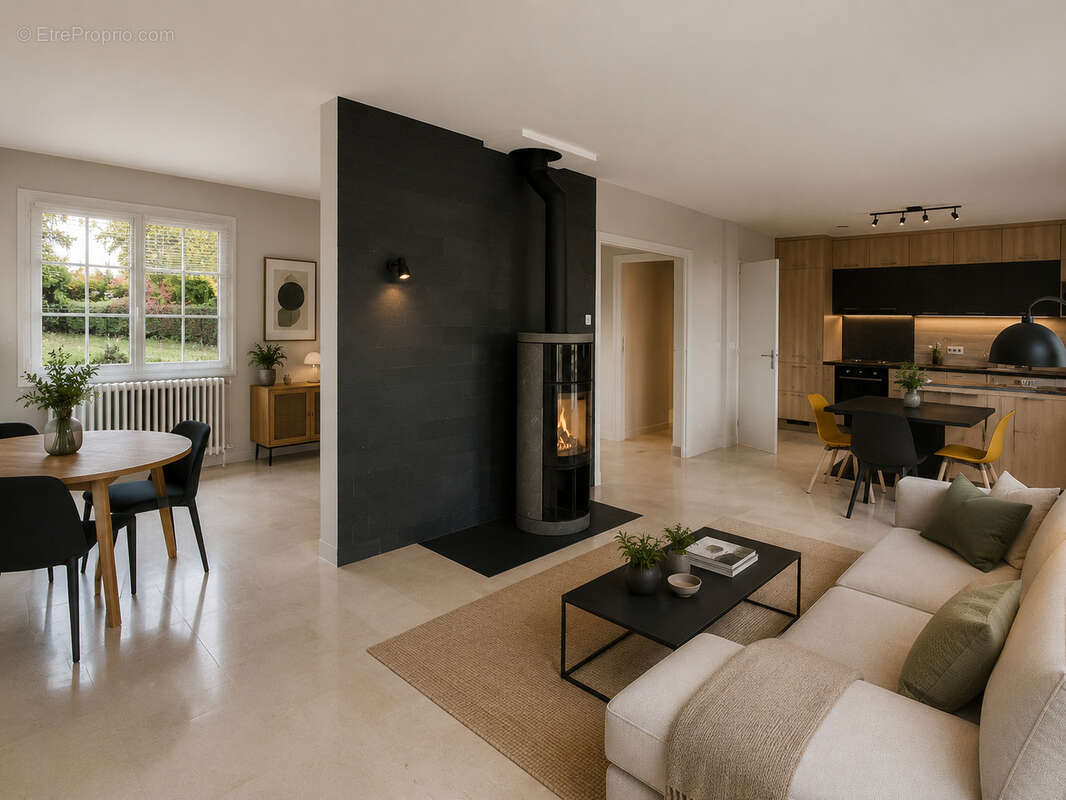 Maison à CHAMPNIERS