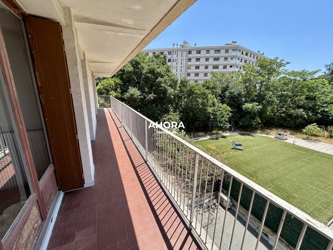 Appartement à MARSEILLE-9E