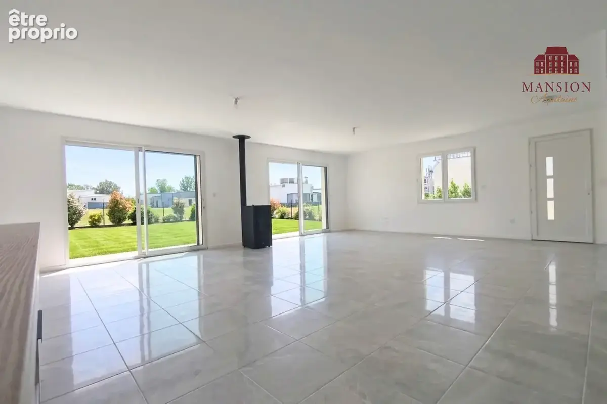 Maison neuve non mitoyenne avec jardin - photo 2