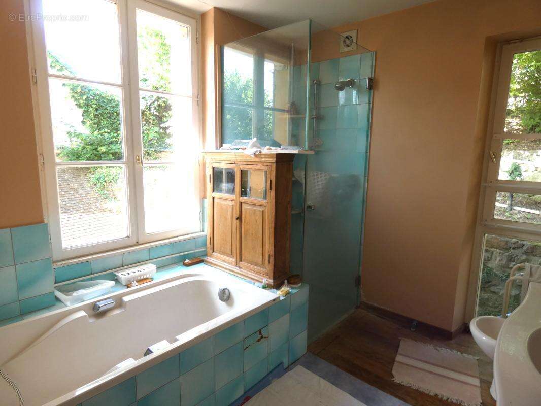 Maison 190 m² à Vaureal  - photo 7