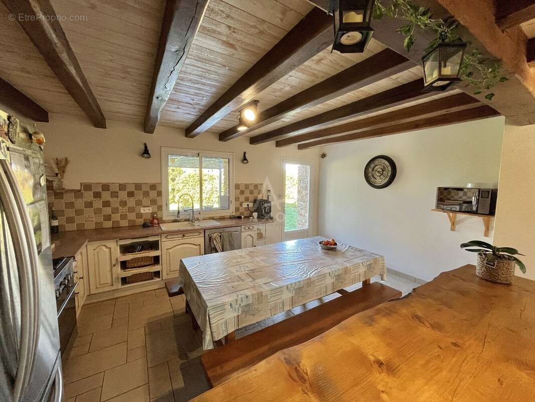 Maison à SAINT-DENIS-LA-CHEVASSE